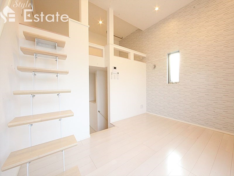 居室・リビング　内装