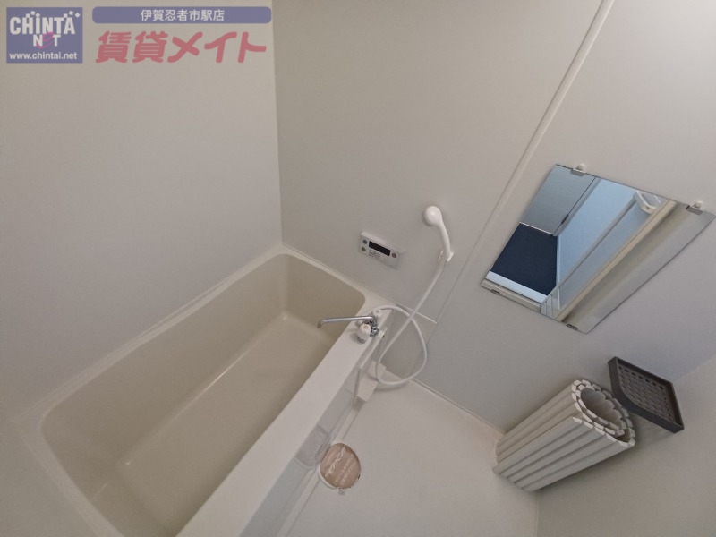 バス・シャワールーム　同物件別室反転タイプ参考写真