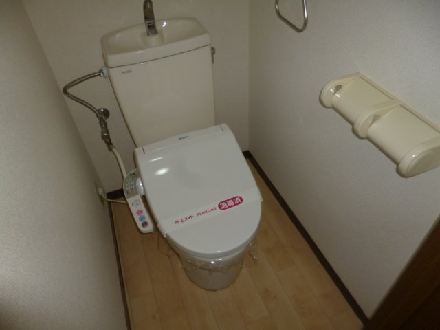 トイレ　温水洗浄便座