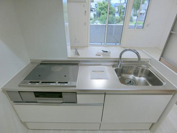 キッチン　写真は別のお部屋のイメージです。現況優先