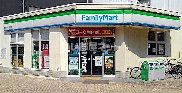 コンビニ　ファミリーマート京屋三国ヶ丘駅前店（コンビニ）まで482m
