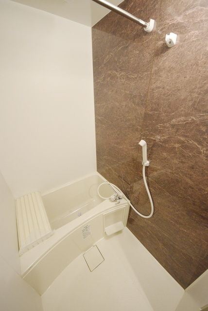 バス・シャワールーム　お問合せはタウンハウジングまで！※現地待合わせ相談可能