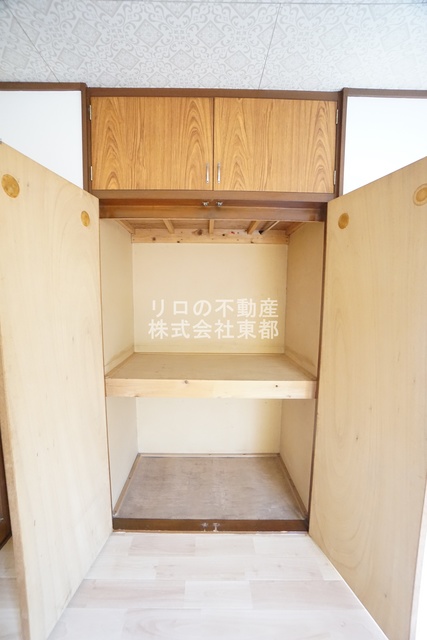 収納　奥行のある収納付です！増えがちな荷物をもスッキリ収納できます