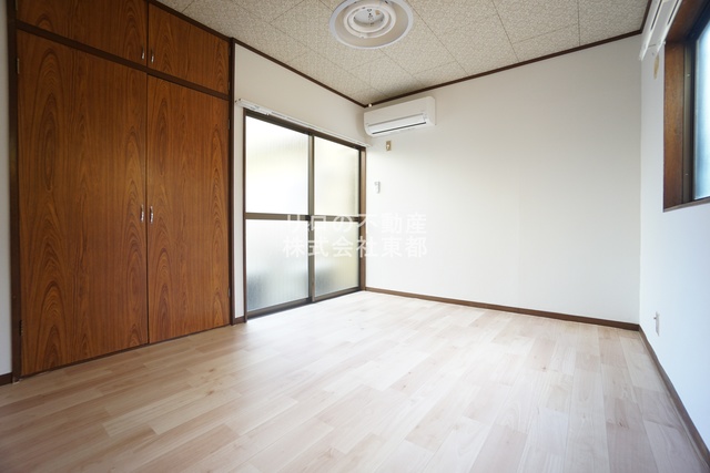 居室・リビング　南東向きなので暖かな日差しが入りますね♪