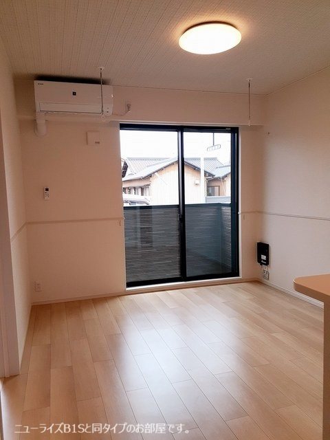 居室・リビング　類似物件参考写真