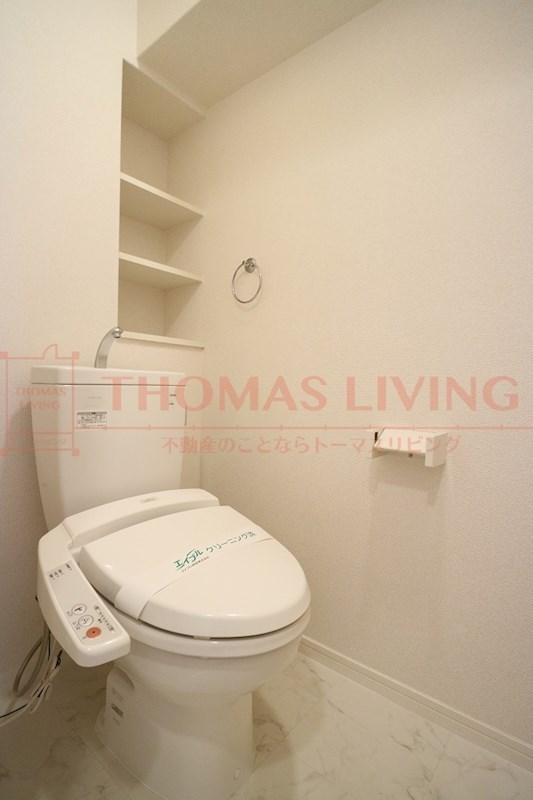 トイレ　写真は別号室です。