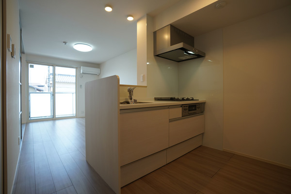 キッチン　同じ建物の別なお部屋