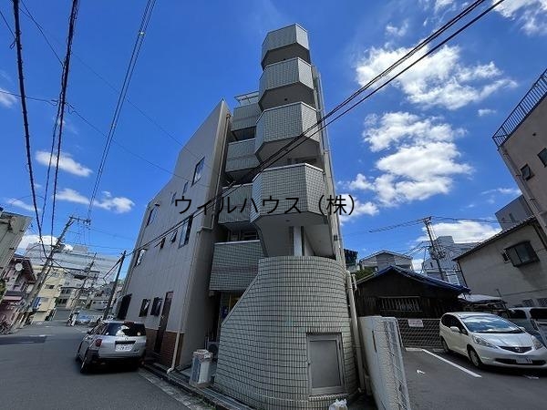建物外観　鉄骨マンション！