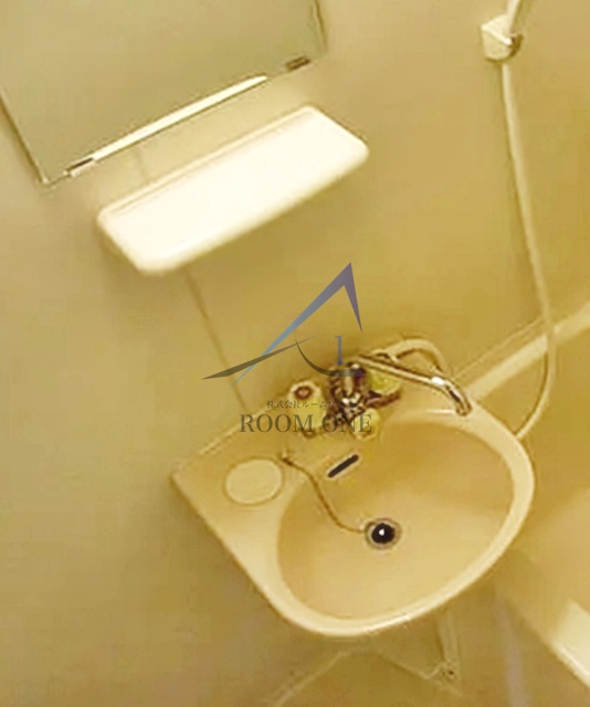 洗面設備　洗面台です。