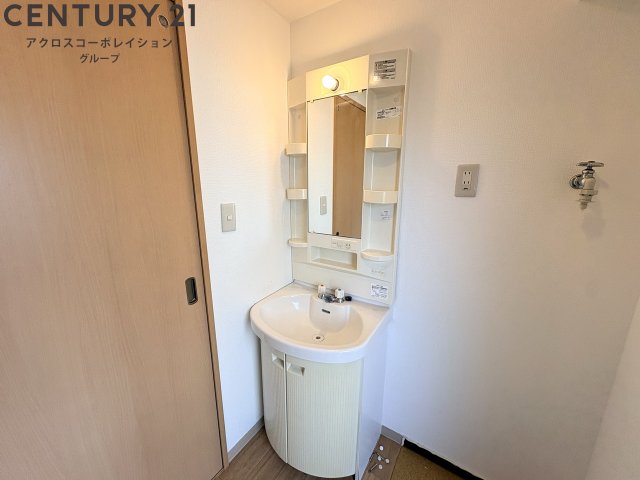 洗面設備　独立洗面化粧台付きでおすすめです！