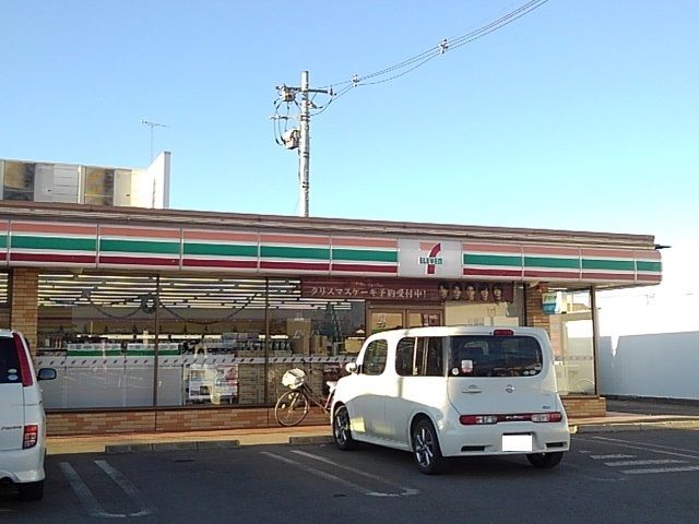 コンビニ　セブンイレブン栃木蔵の街店（コンビニ）まで700m