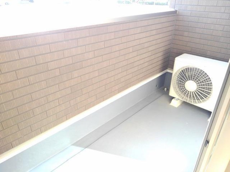 バルコニー　図面と現状に相違がある場合には現状を優先