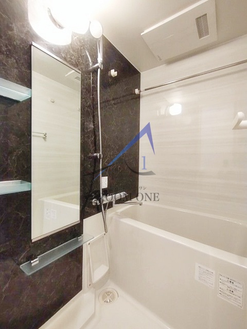 バス・シャワールーム　お風呂です。