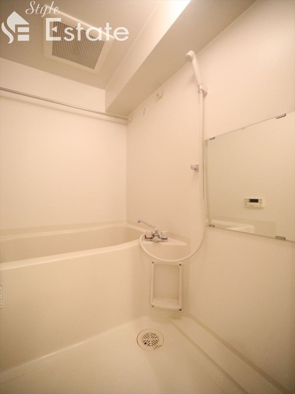 バス・シャワールーム　バスルーム