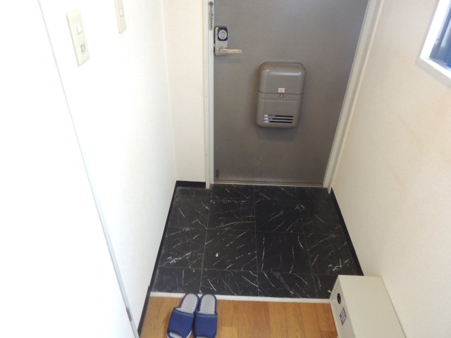 玄関　シューズボックス