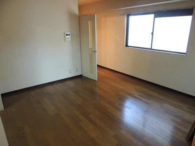 居室・リビング　フローリング