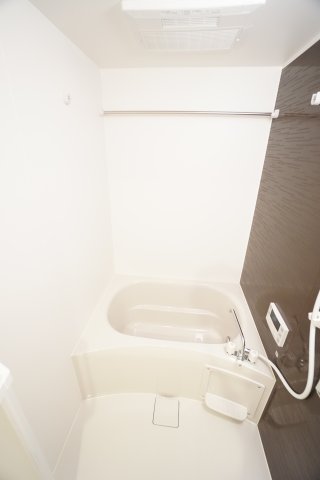 バス・シャワールーム　※同物件・同タイプの写真です。