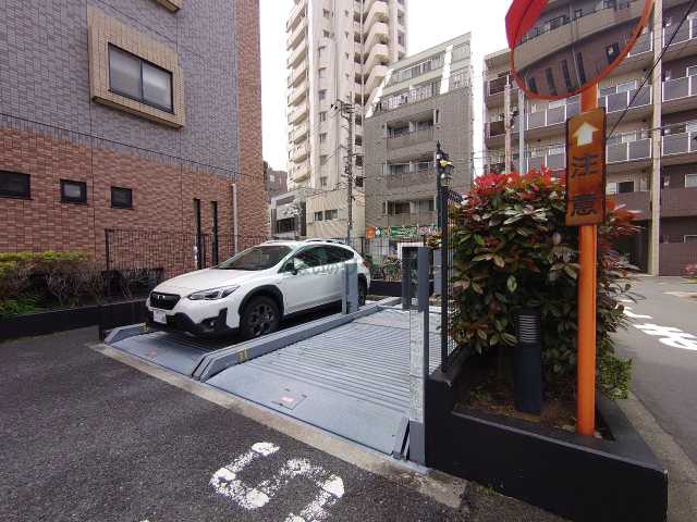 駐車場　ドゥーエ練馬