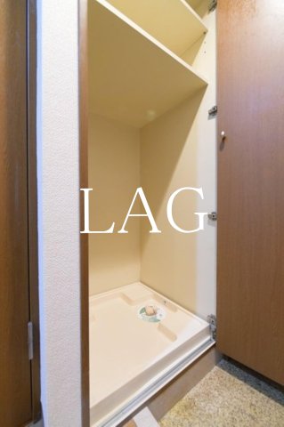 その他設備　室内洗濯機置き場になります。