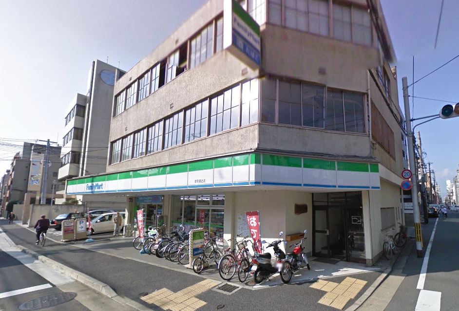 コンビニ　ファミリーマート 新町高辻店（コンビニ）まで119m