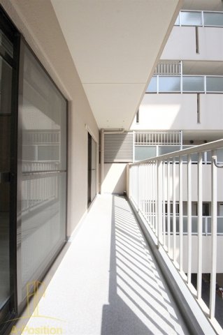 バルコニー　メゾンアルカディア