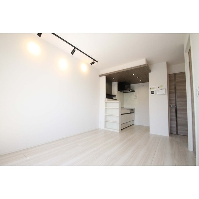 居室・リビング　※２０２にて撮影（現況優先）