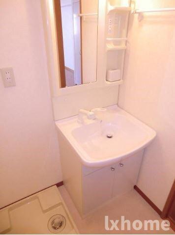 洗面設備　忙しい朝には欠かせない洗面所です