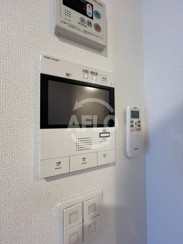 セキュリティ　セレニテ西中島アリア弐番館　モニター付きインターホン