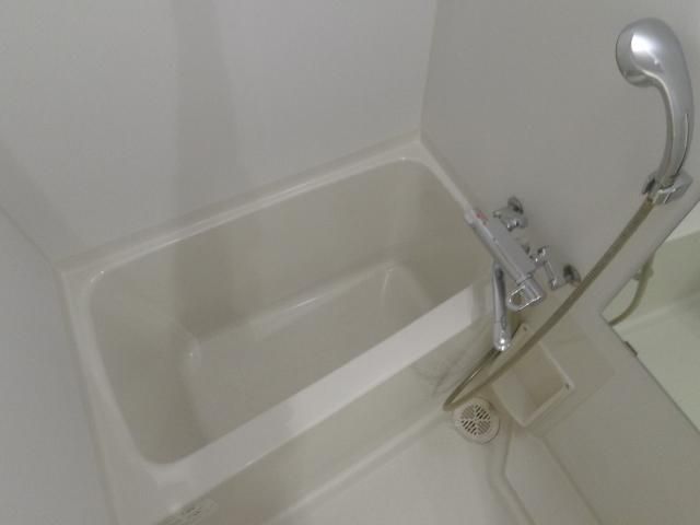 バス・シャワールーム　バスルーム