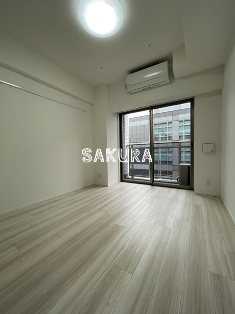 その他設備　エアコン付き・開放感のある室内♪