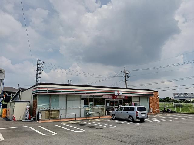 コンビニ　セブン－イレブン東浦知多インター店（コンビニ）まで771m