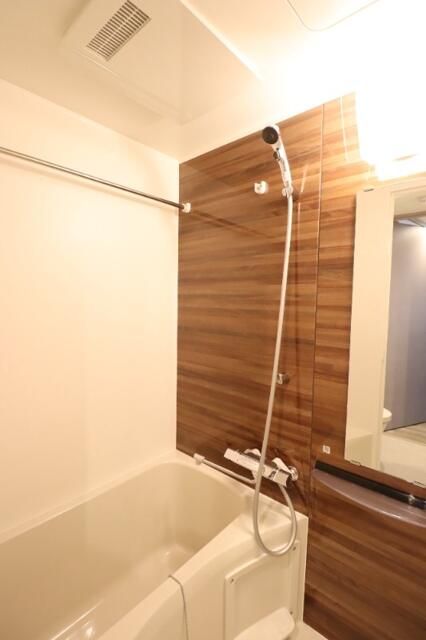 バス・シャワールーム　別部屋参考写真