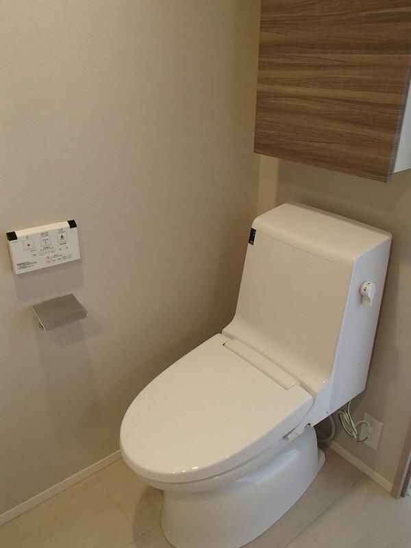トイレ　落ち着いたトイレです