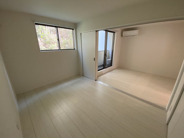 その他部屋・スペース　同型反転モデル