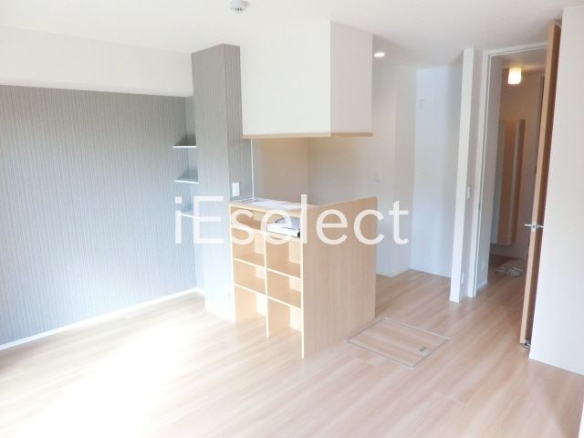 居室・リビング　アクセントクロスが特徴のお部屋です。
