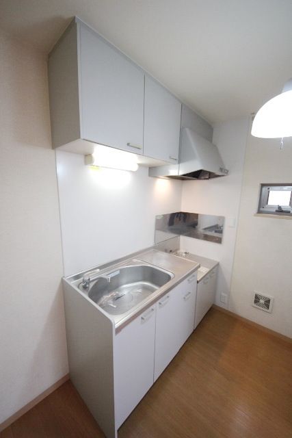 キッチン　同建物別号室