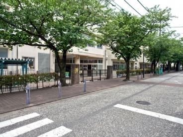 小学校　南台小学校（小学校）まで350m