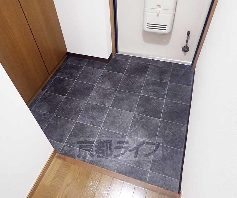 玄関　すっきりとした玄関です。