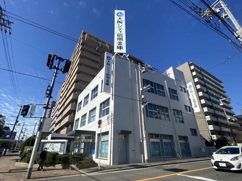 銀行　大阪シティ信用金庫都島本通支店（銀行）まで329m