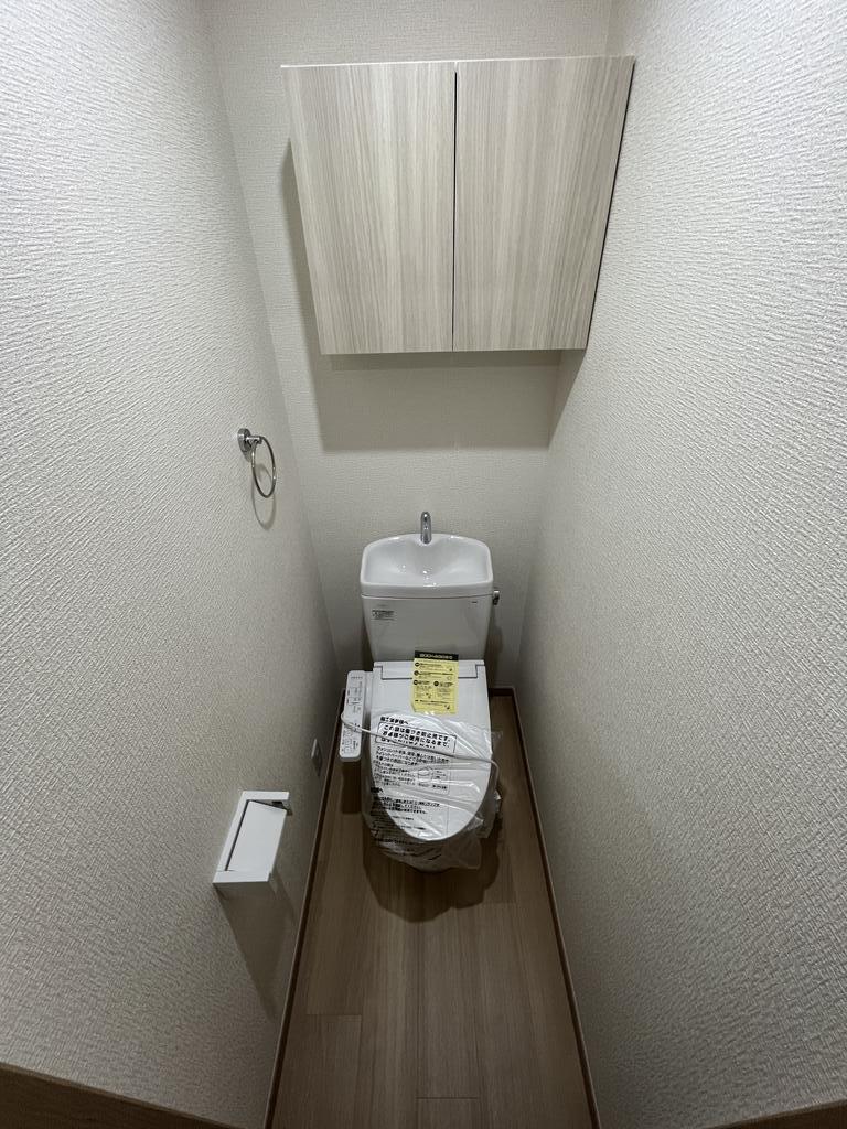 トイレ　反転写真使用