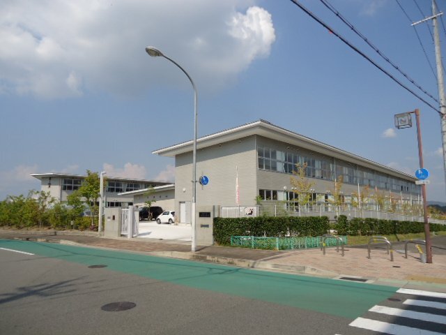 その他　神戸市立長尾小学校（その他）まで378m