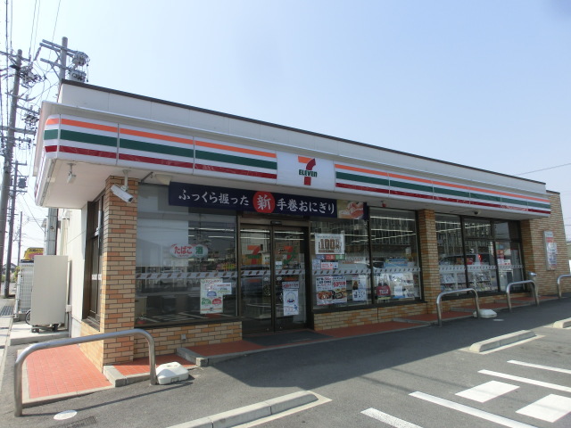 コンビニ　セブンイレブン 名古屋石薬師店（コンビニ）まで472m