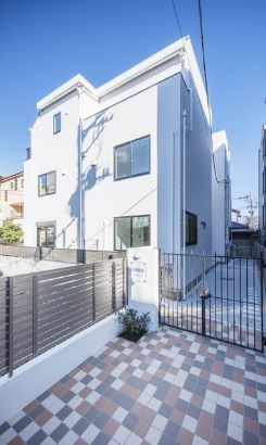 建物外観　お部屋探しはタウンハウジングへ♪