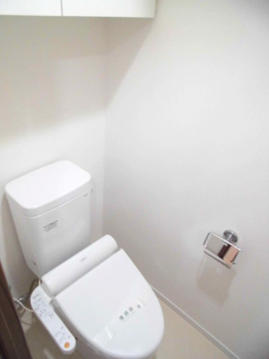 トイレ　同じ間取の別のお部屋の写真です。