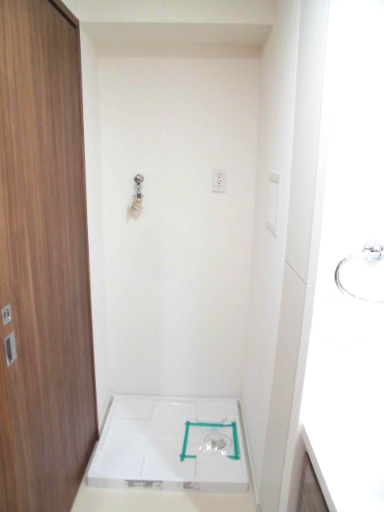 その他設備　室内洗濯機置き場（同じ間取の別のお部屋の写真です）