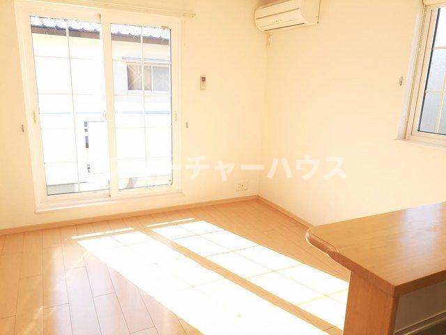 居室・リビング　ゆったりとした居間です