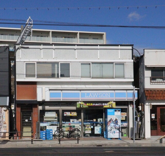 コンビニ　ローソン　須磨駅前店（コンビニ）まで90m