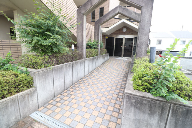 エントランス　エントランス