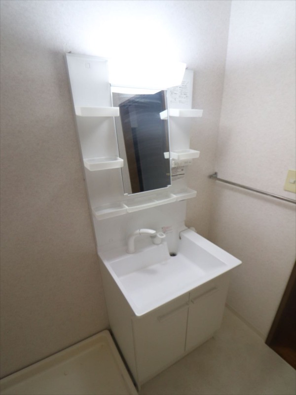 洗面設備　シャンプードレッサー付き