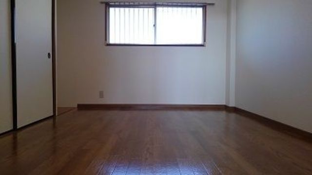 居室・リビング　★北側のお部屋も窓があります★